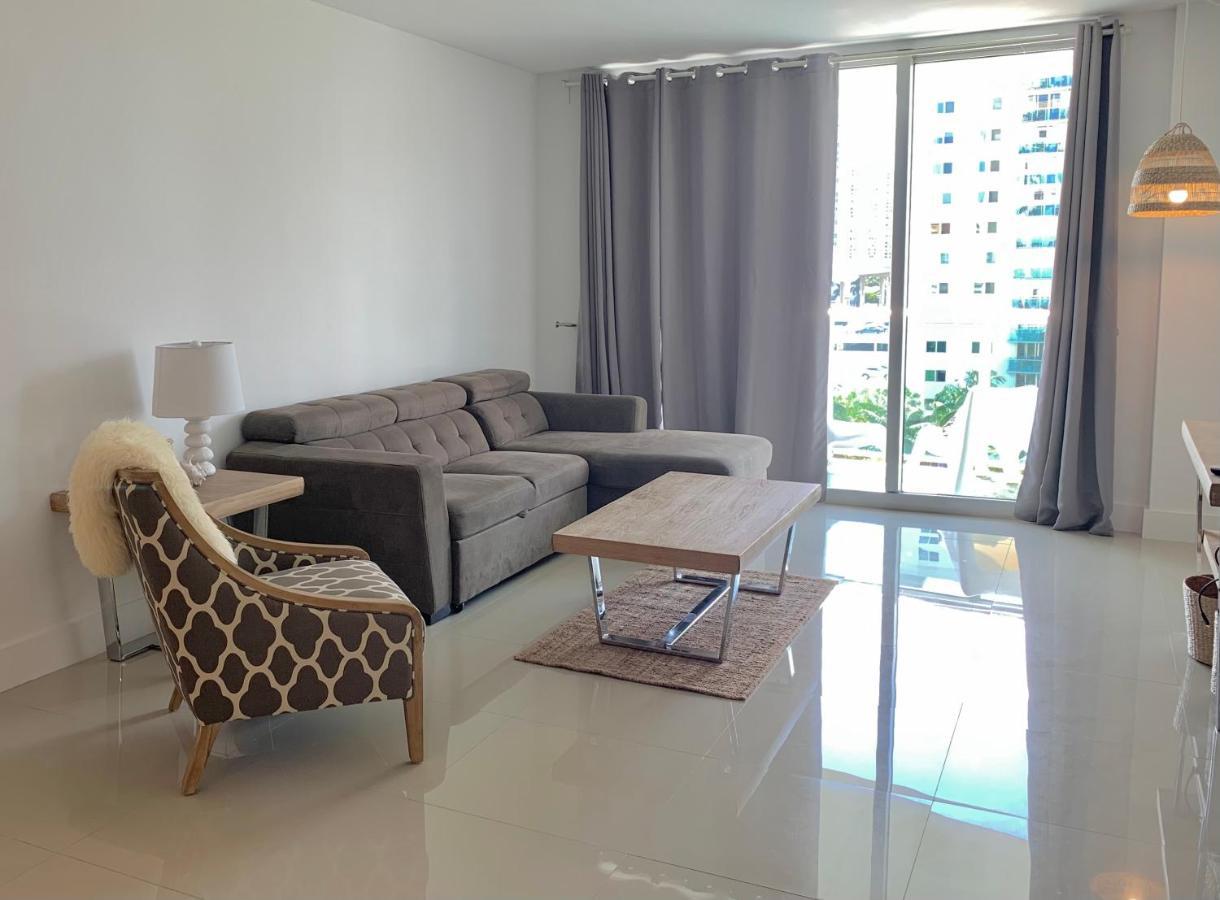 Miami Sunny Isles Ocean Reserve 704 ภายนอก รูปภาพ